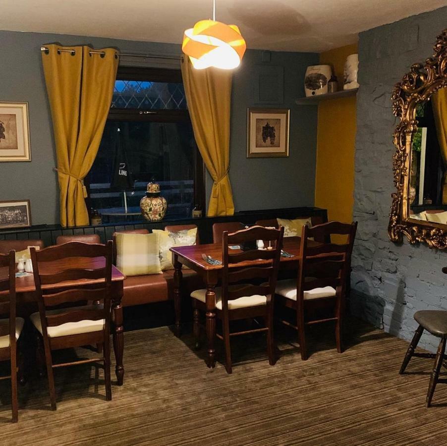 Milton Hotel Llanwern Village นิวพอร์ต ภายนอก รูปภาพ